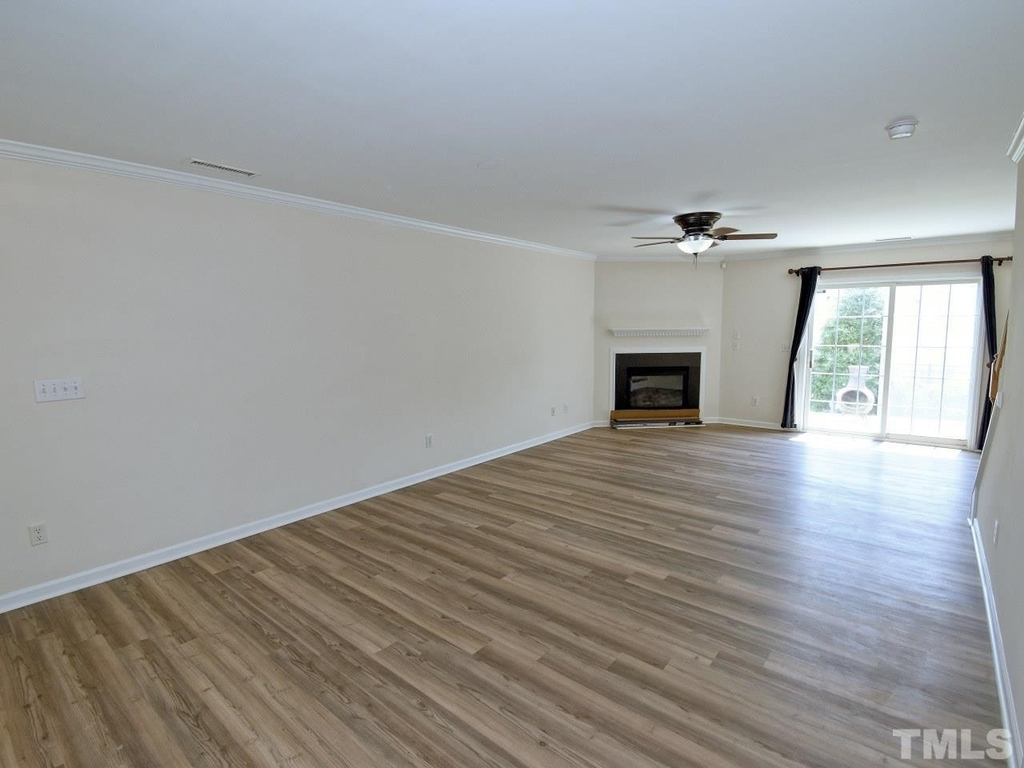 2606 Vega Court - Photo 3