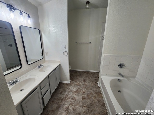 5407 Tomas Circle - Photo 14