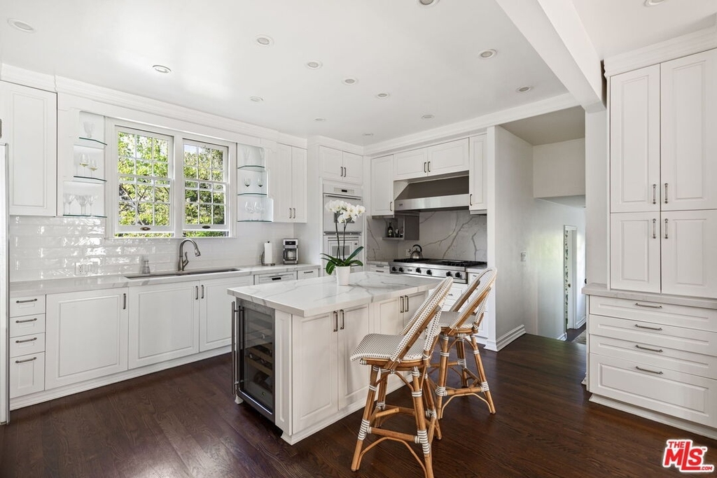 226 Palisades Ave - Photo 21