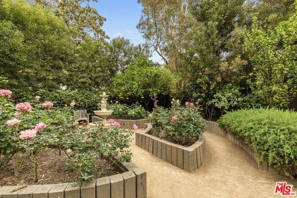 226 Palisades Ave - Photo 64