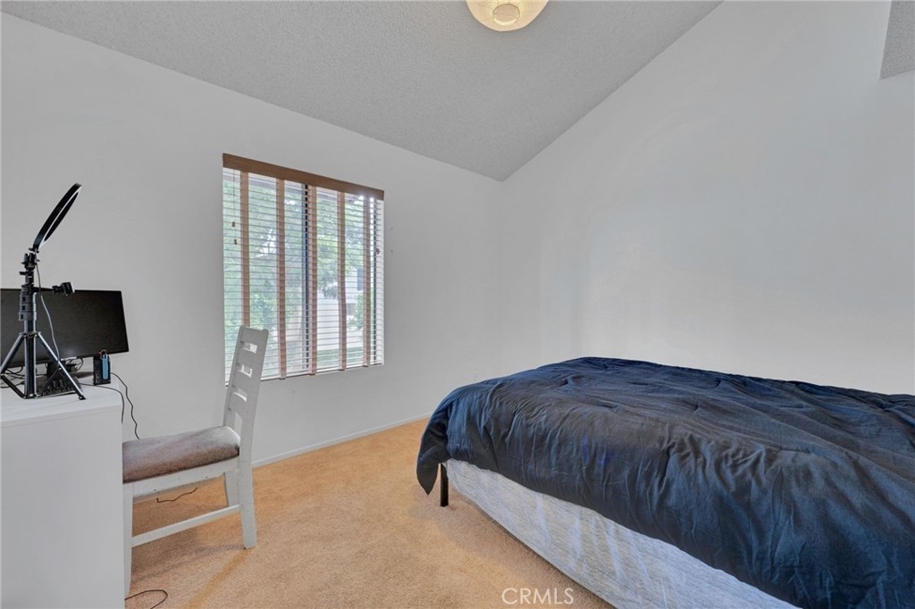 15215 Magnolia Boulevard - Photo 23