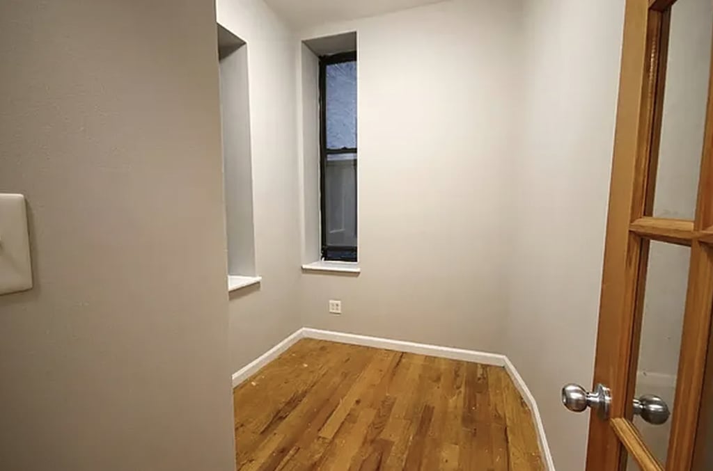 East 7th Street off Third Ave - Photo 6