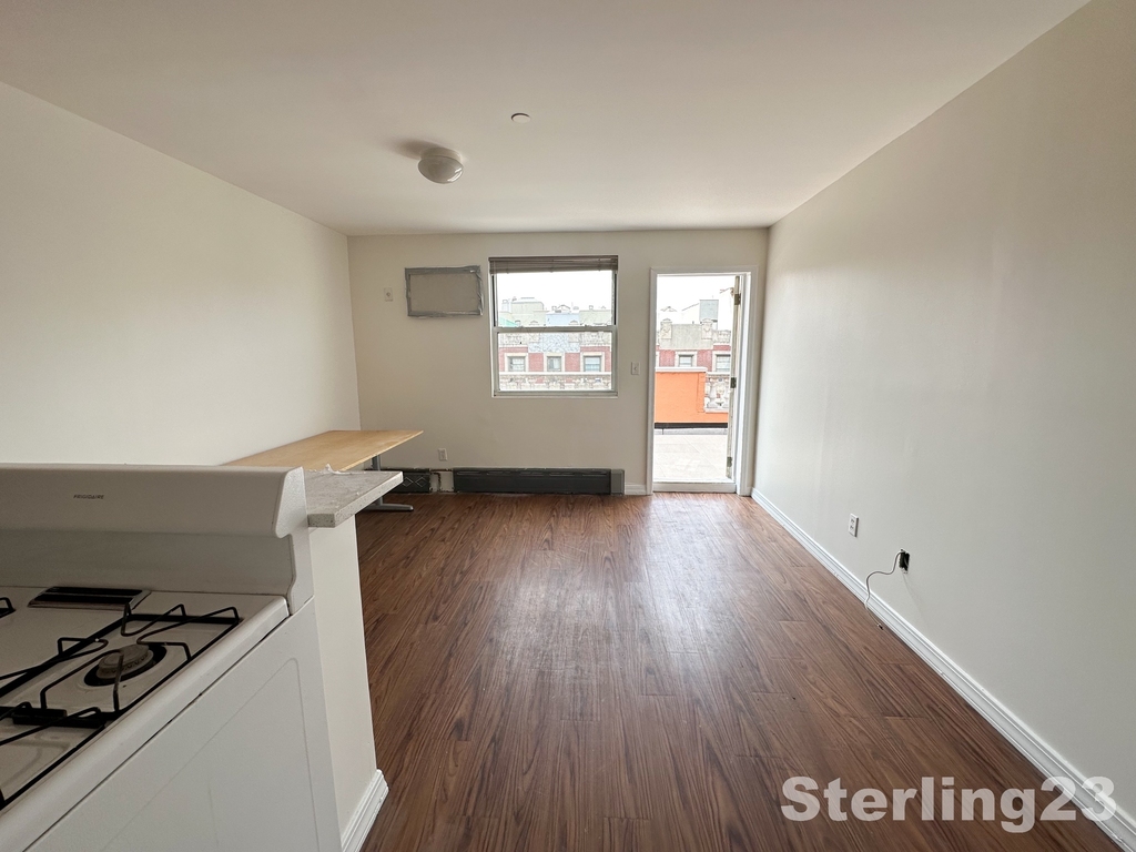 30-37 30th Street - Photo 8