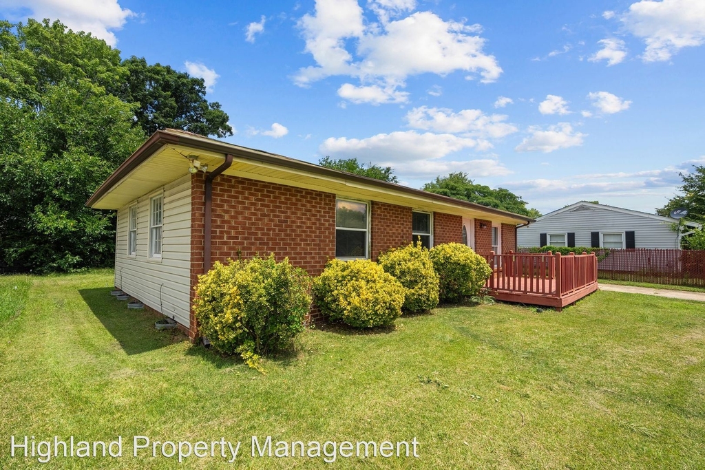 3112 Woodbine Ct. - Photo 0