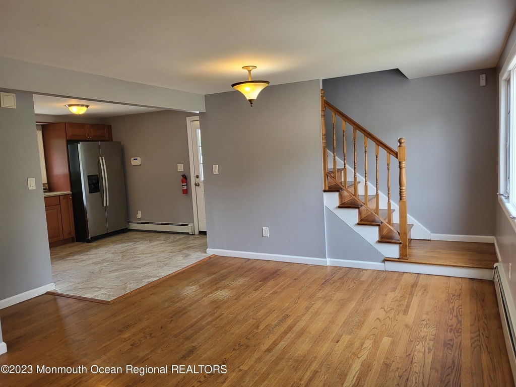 93 Barkalow Avenue - Photo 3