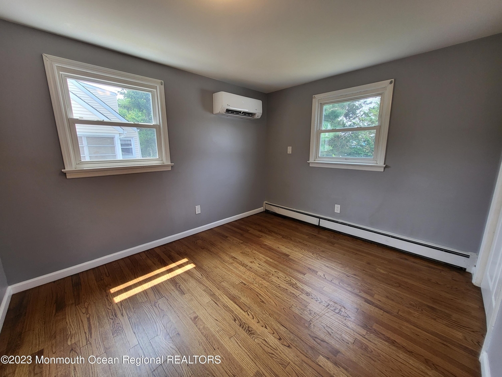 93 Barkalow Avenue - Photo 6