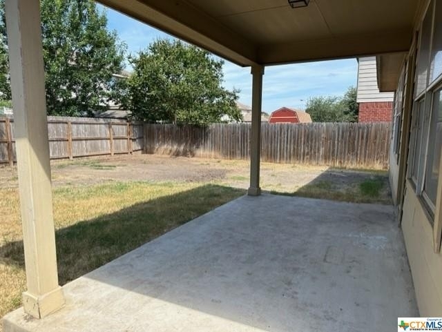 221 Roadrunner Avenue - Photo 15