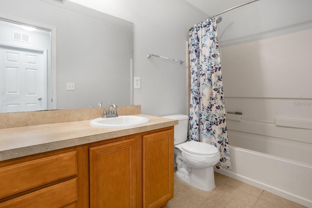 10919 Kensington Park Avenue - Photo 8