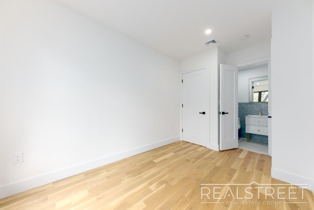 15 Hampton Pl - Photo 6