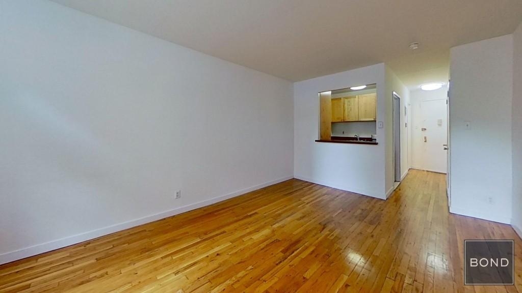 402 East 83rd Street - Photo 2