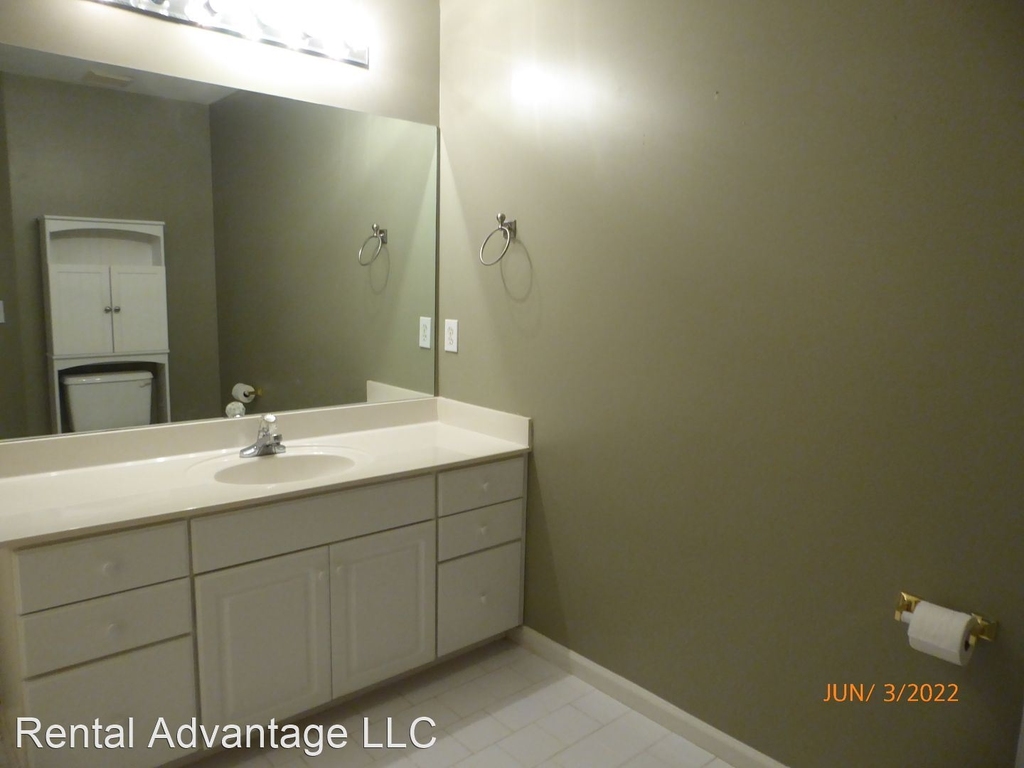 217 Lenox Lane - Photo 10