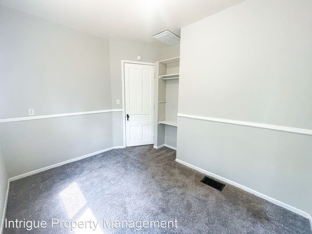 1228 N State Ave - Photo 30