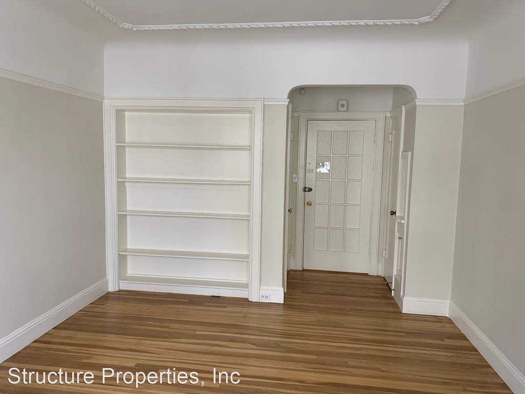 2485 Chestnut Street - Photo 1