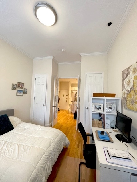206 east 34th street  - Photo 7