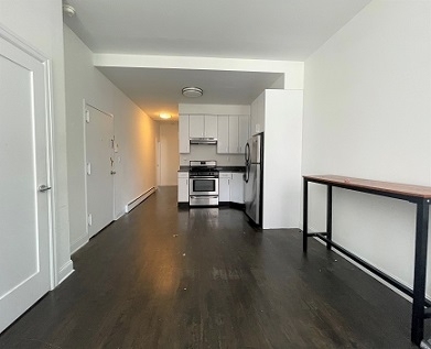 East 50th Street - Photo 1