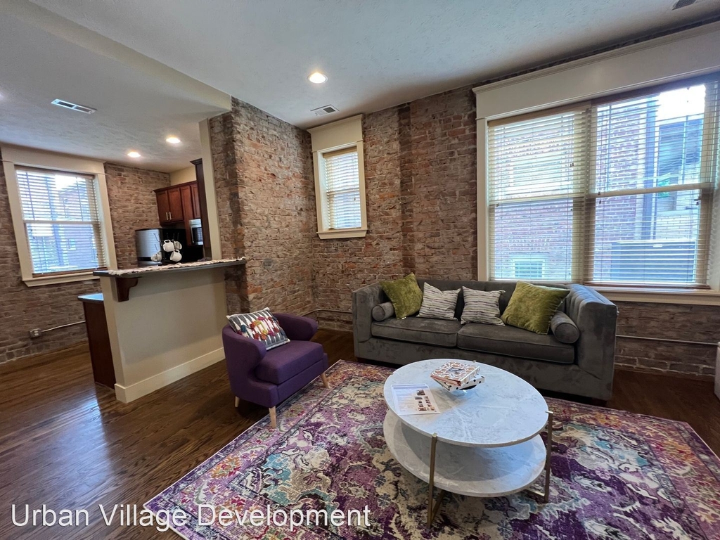 804 Park Avenue - Photo 2