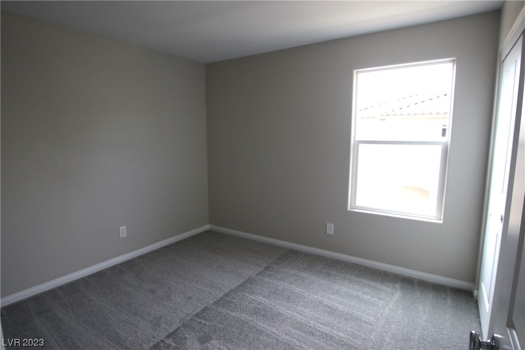 9261 Jade Lagoon Street - Photo 20