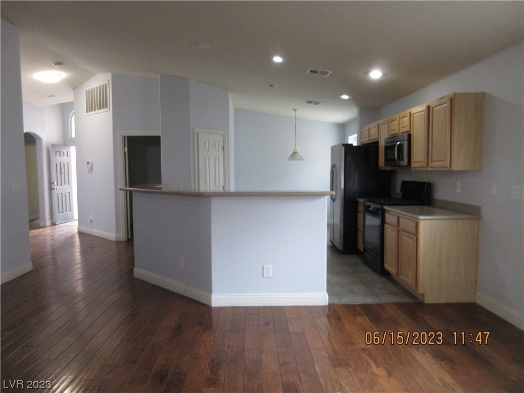 9390 Mock Heather Street - Photo 2