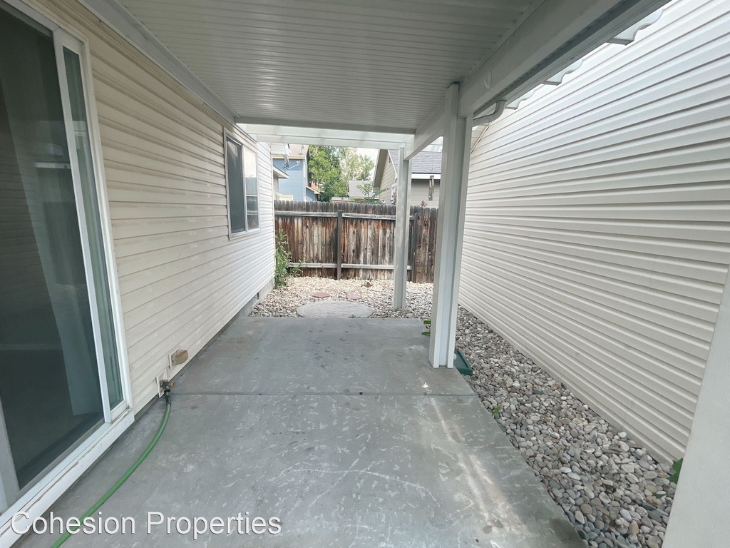 11117 Race St - Photo 22