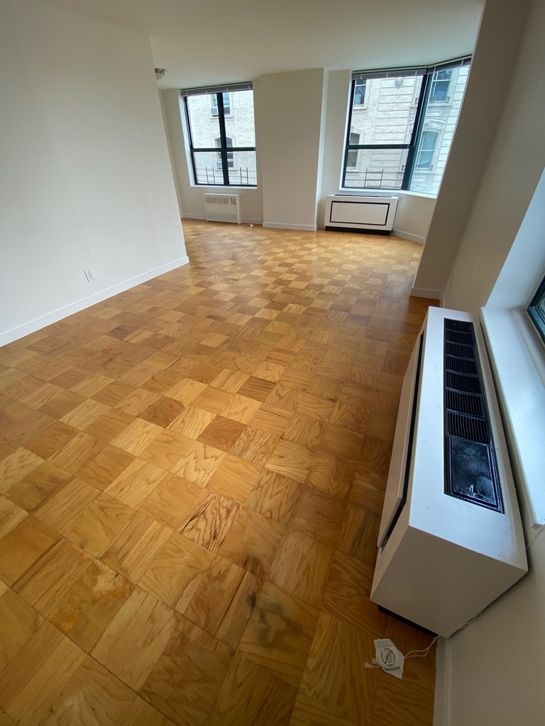 West 87th Street - Photo 5