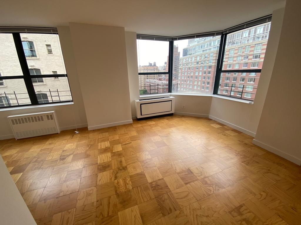 West 87th Street - Photo 3
