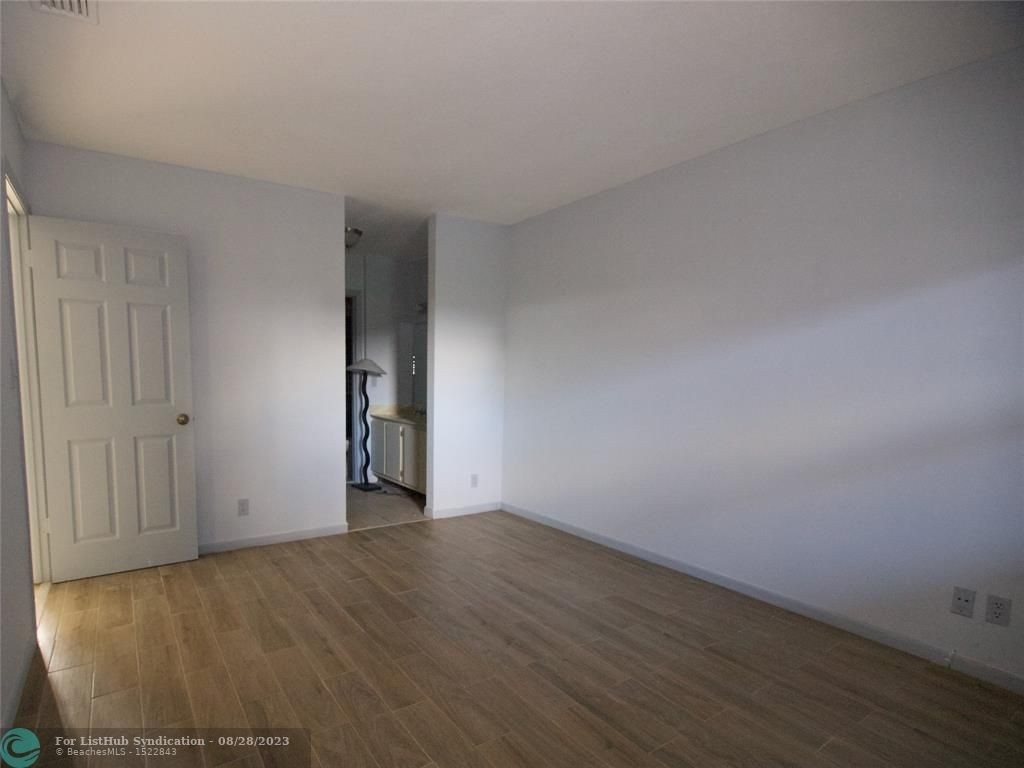 7355 Woodmont Ter - Photo 16