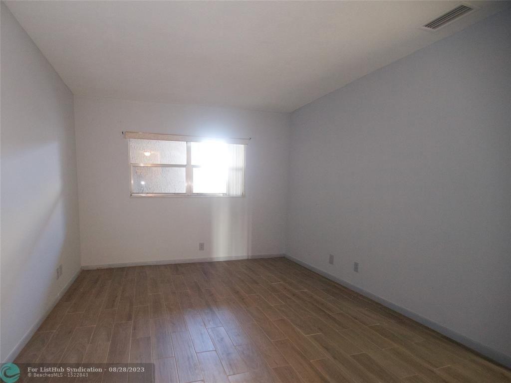 7355 Woodmont Ter - Photo 17