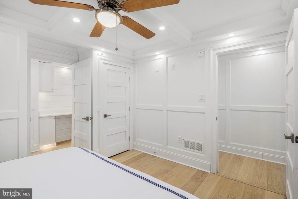 224 W Rittenhouse Square - Photo 8