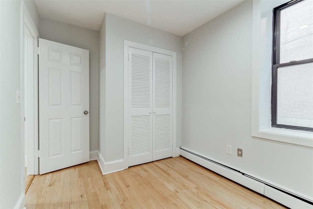 465 Jersey Ave - Photo 14