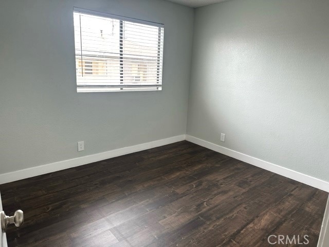 1130 Newport Avenue - Photo 11