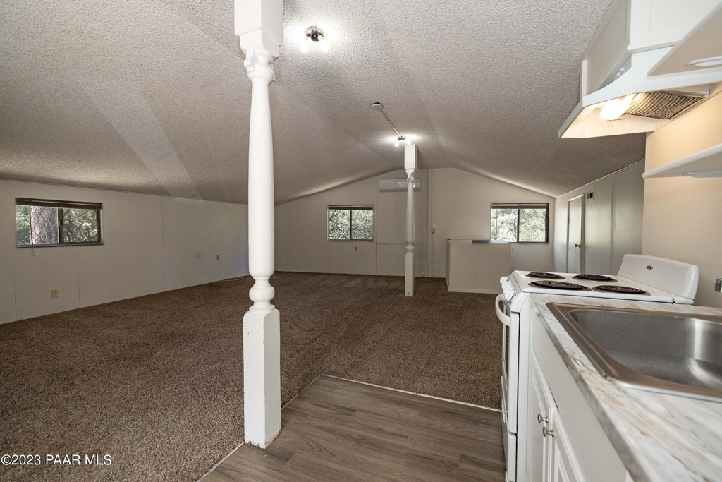 1230 Pine Drive - Photo 2