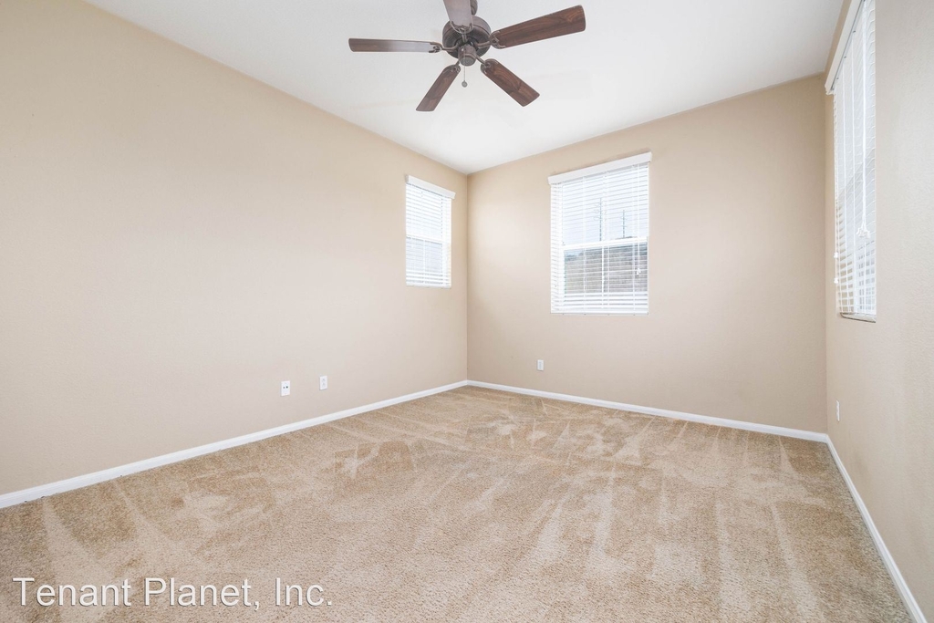 2742 Matera Ln - Photo 9