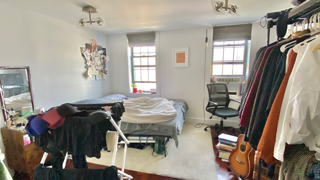 757 Hart Street - Photo 4