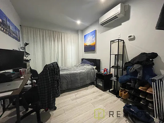 854 Metropolitan Avenue - Photo 9