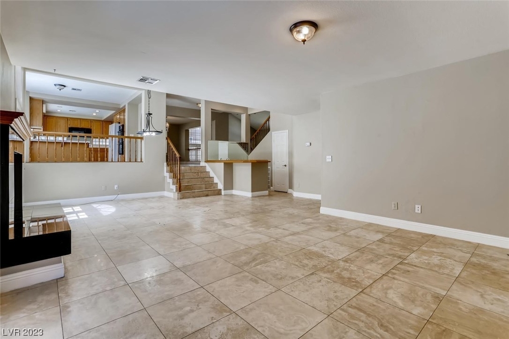 8305 Aqua Spray Avenue - Photo 11