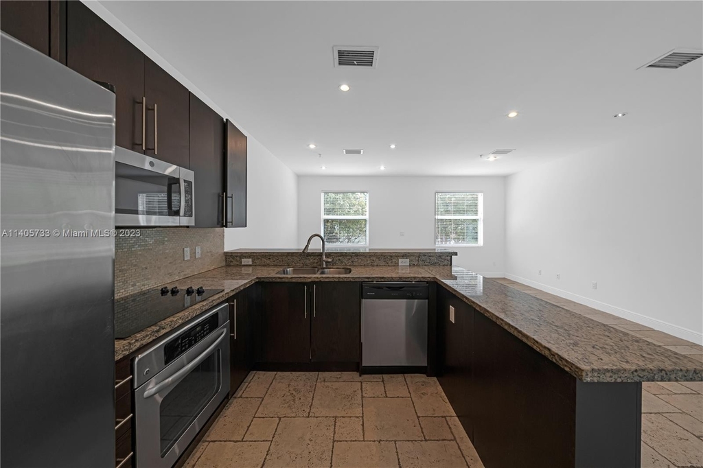 1101 101st St - Photo 28