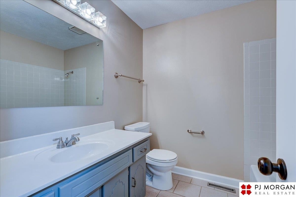 14943 Seward Plaza - Photo 8