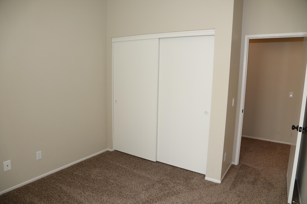 45713 Coventry Court - Photo 12