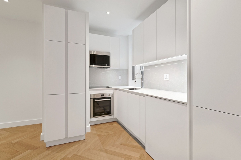 336 West 95th Street, New York, NY 10025 - Photo 0