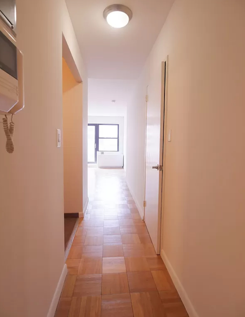 169 East 91st Street - Photo 2