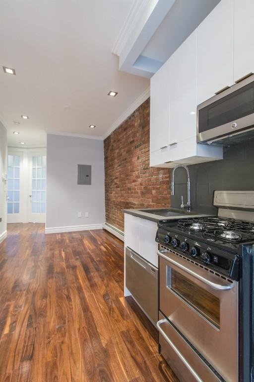 120 Mulberry Street - Photo 2