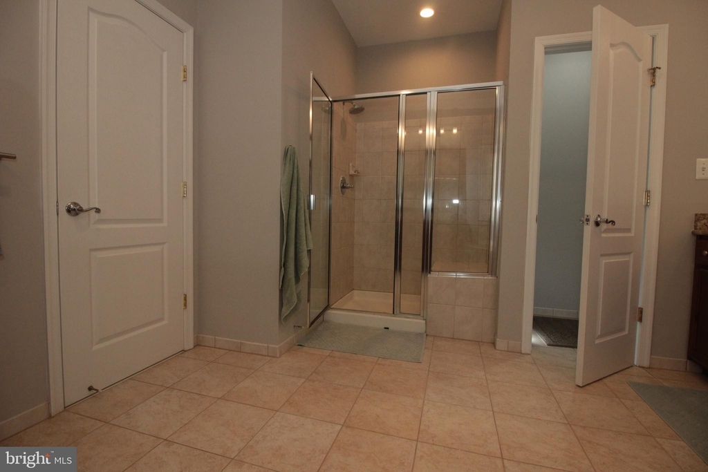 21885 Larchmont Way - Photo 26