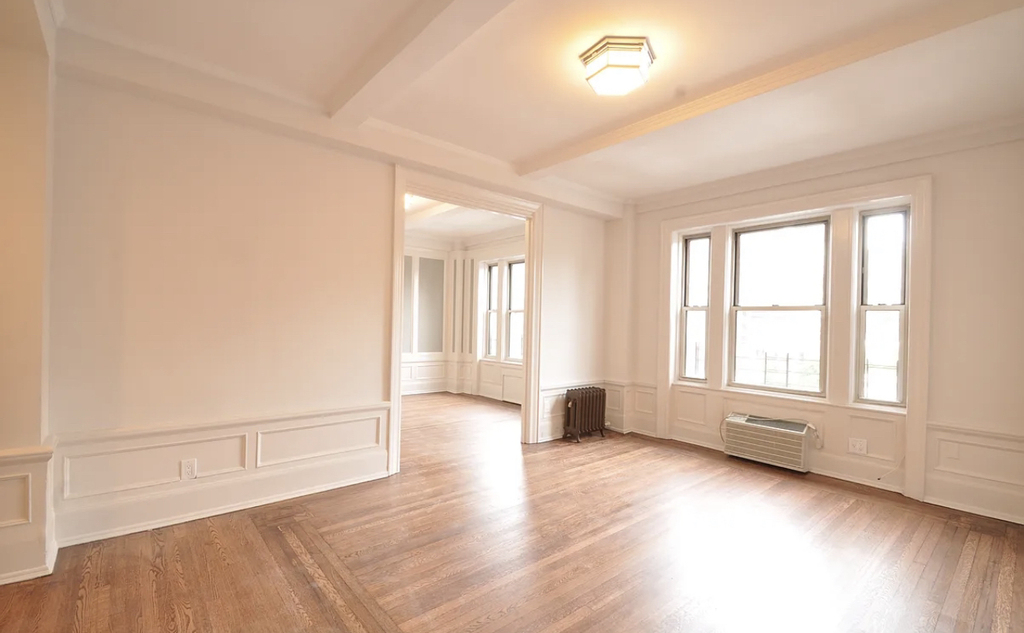 157 East 81st Street - Photo 2