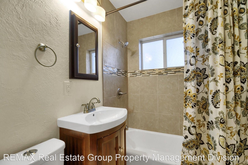 3125 Poinsetta Drive - Photo 25