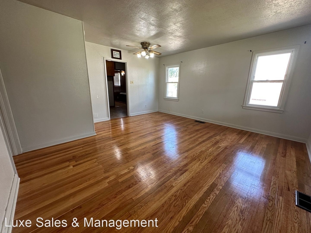 206 E. Myrtle Drive - Photo 4