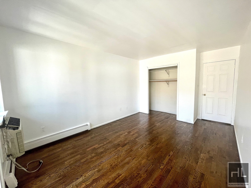 113-15 76 Road - Photo 1