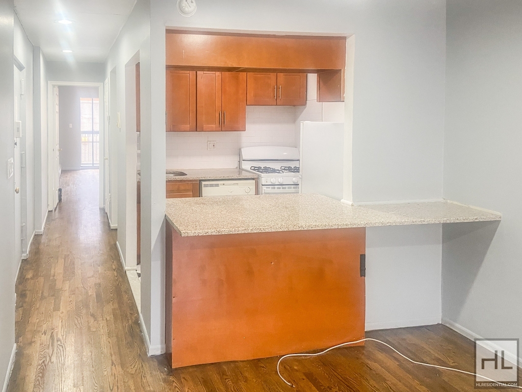 113-15 76 Road - Photo 6
