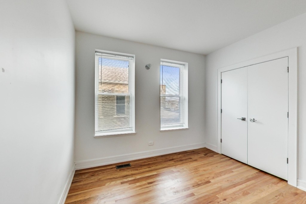 1157 W 18th St. - Photo 6