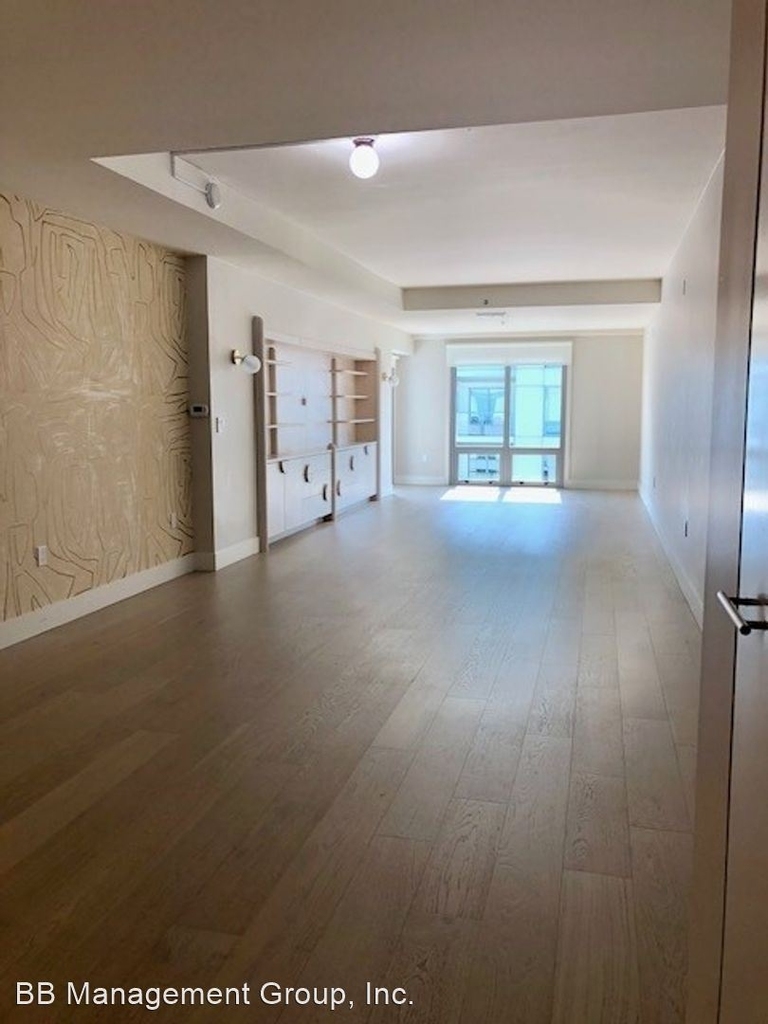 1310 Nw Naito Parkway Unit 806 - Photo 10