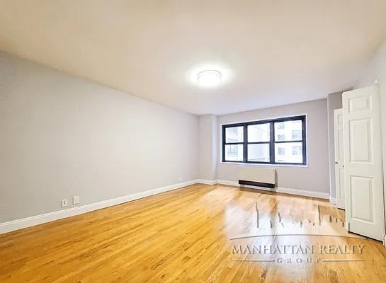 301 East 47th Street - Photo 10